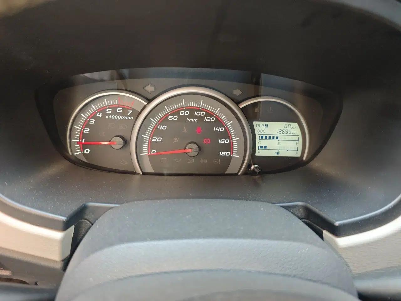 CHANGAN OSHAN Olisway 2013 1.2L Manual Elite Model — миниатюра 8