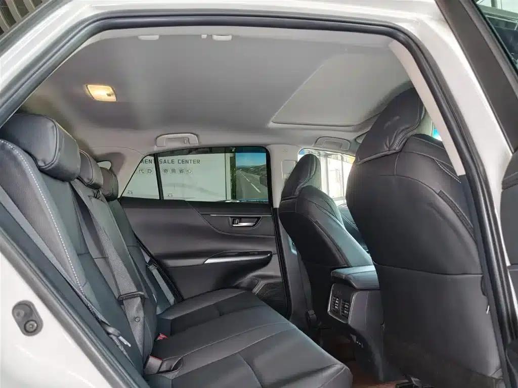 Venza 2023 2.5L Intelligent Hybrid Dual Engine 2WD Luxury Edition — миниатюра 13