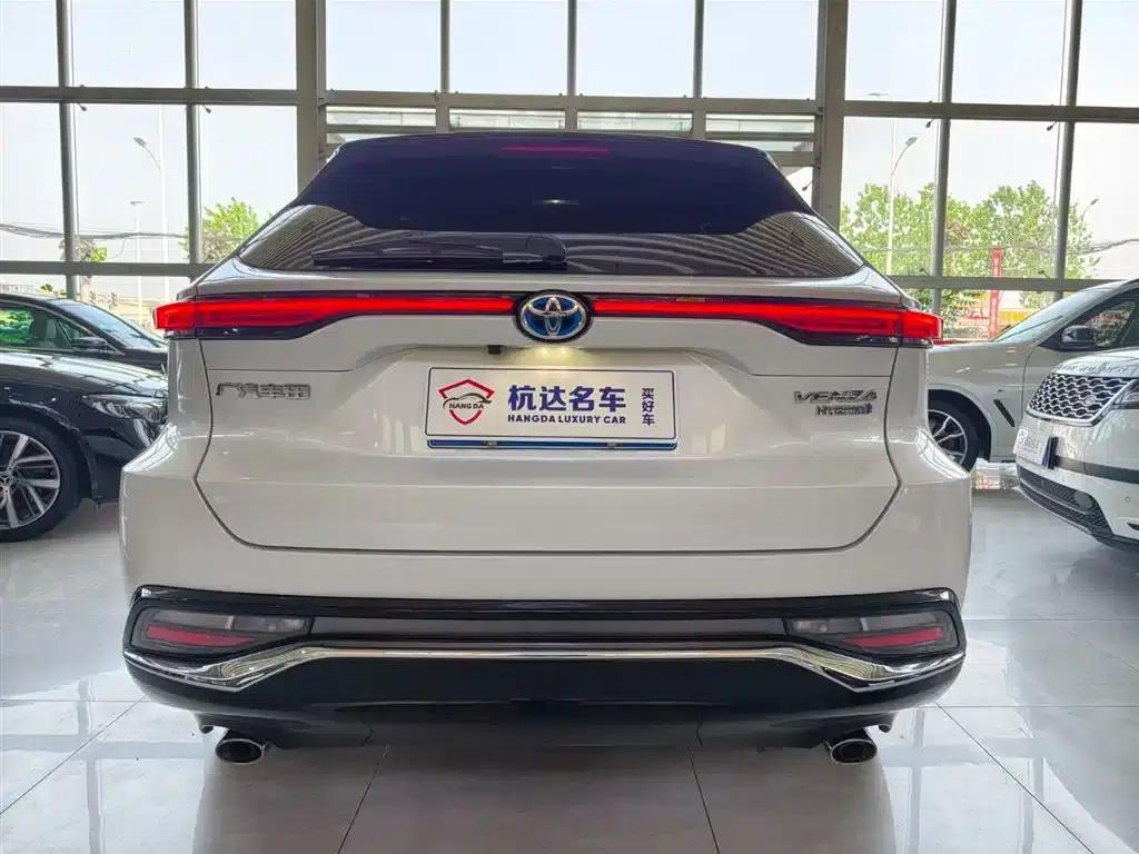 Venza 2023 2.5L Intelligent Hybrid Dual Engine 2WD Luxury Edition — миниатюра 5