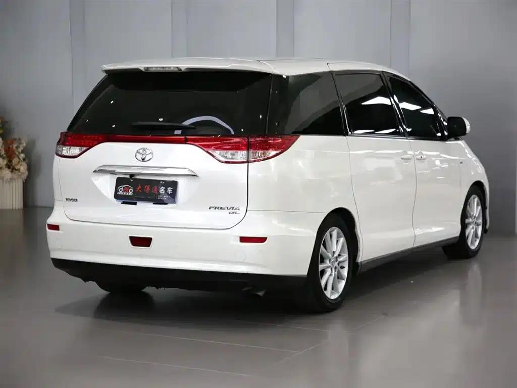 2017 Previa 2.4L Middle East Edition — миниатюра 3