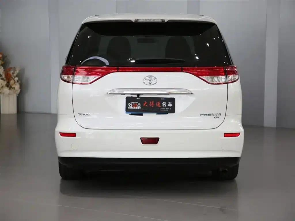 2017 Previa 2.4L Middle East Edition — миниатюра 4