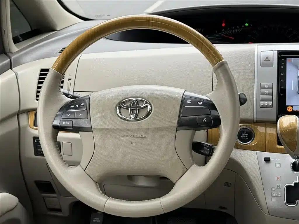 2006 Previa 2.4L 7-seater Luxury Edition — миниатюра 6