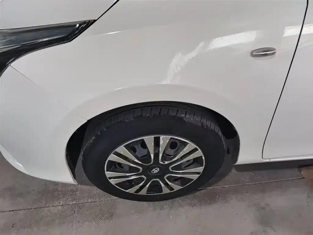 YARiS L 2017 1.5E CVT Dynamic Edition — миниатюра 23
