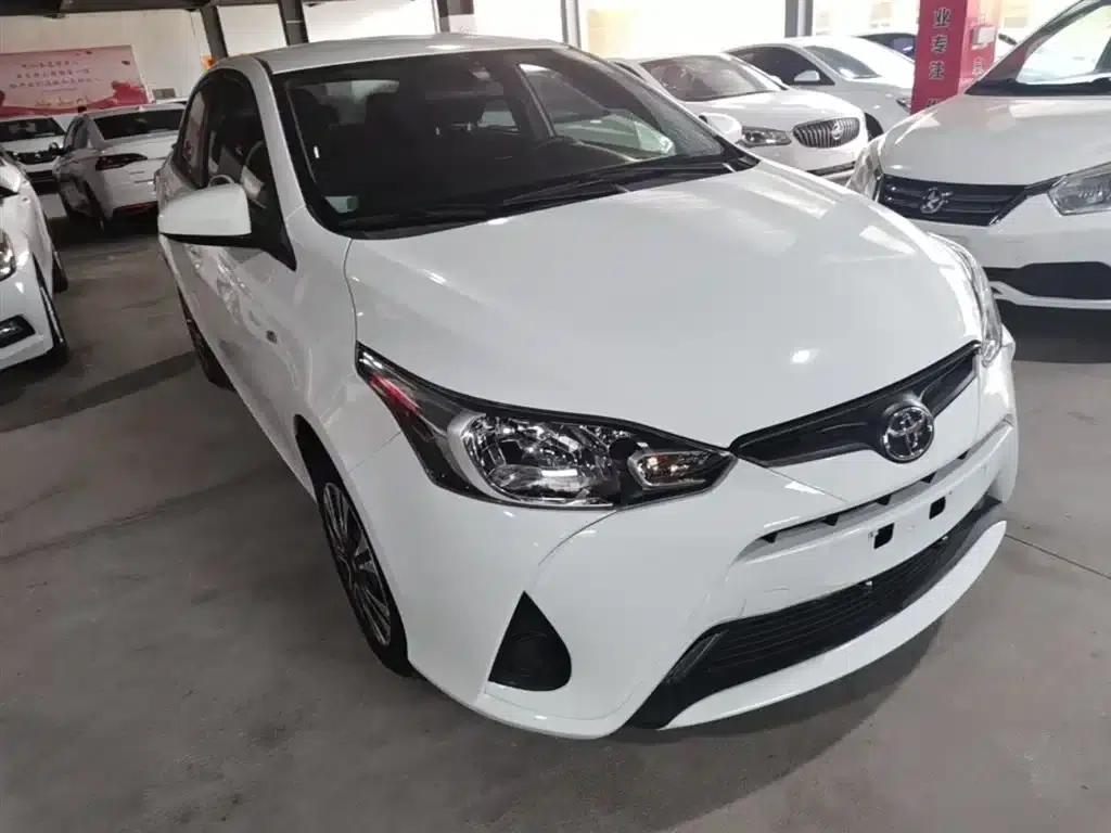 YARiS L 2017 1.5E CVT Dynamic Edition — миниатюра 4