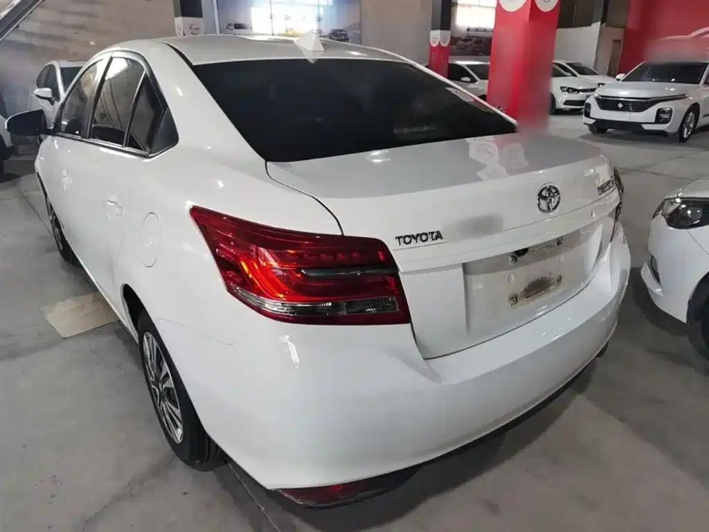YARiS L 2017 1.5E CVT Dynamic Edition — миниатюра 5