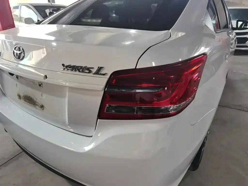 YARiS L 2017 1.5E CVT Dynamic Edition — миниатюра 8