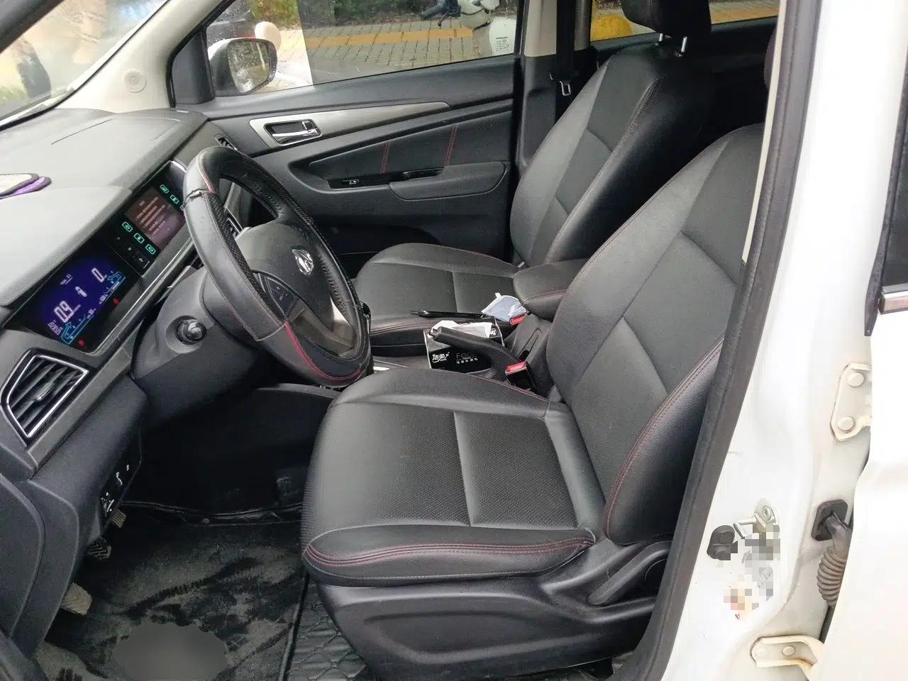 CHANGAN KAICHENG Oushang A600 2016 1.5L Manual Luxury 7-Seater — миниатюра 16