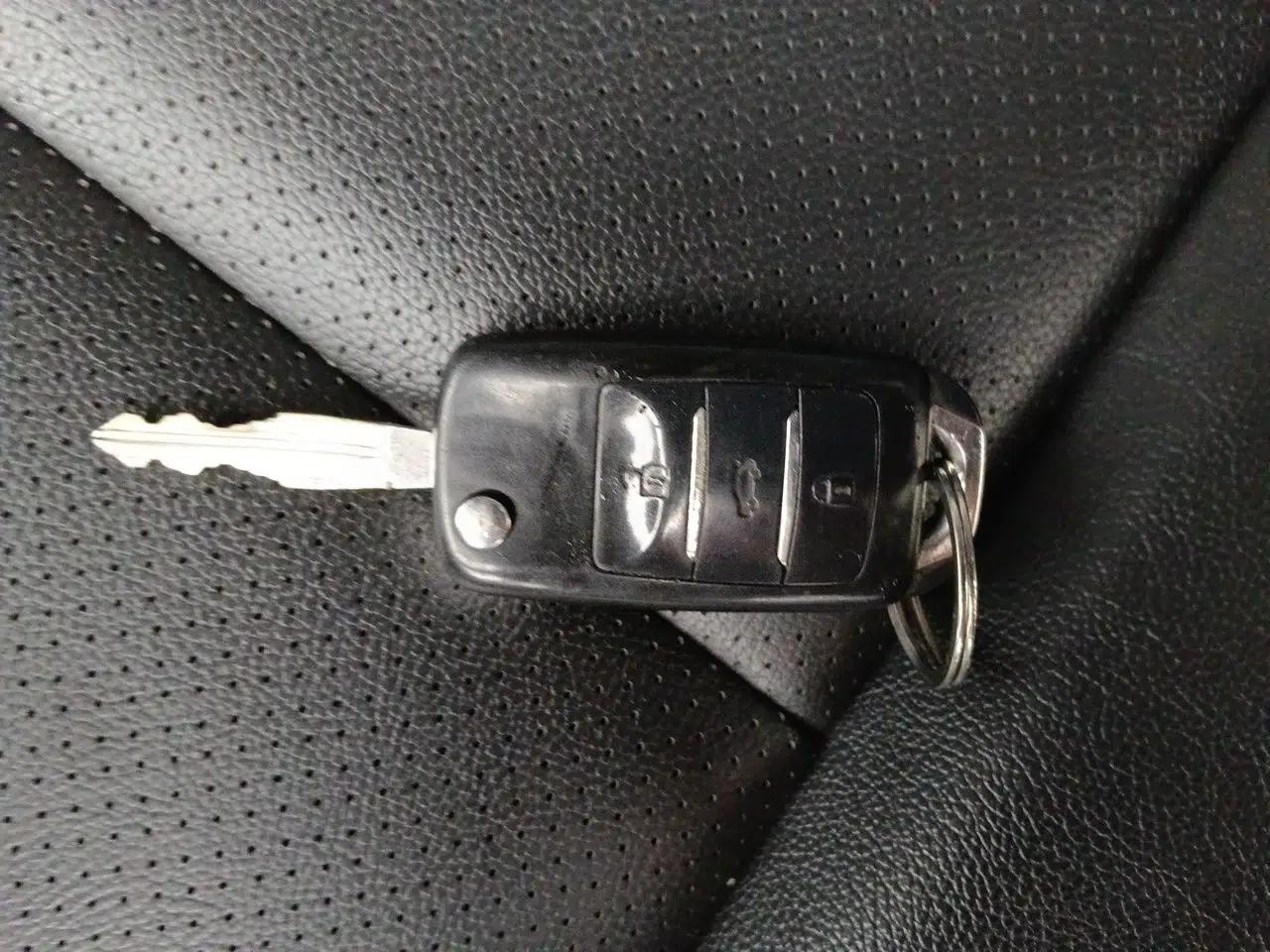 CHANGAN KAICHENG Oushang A600 2016 1.5L Manual Luxury 7-Seater — миниатюра 9