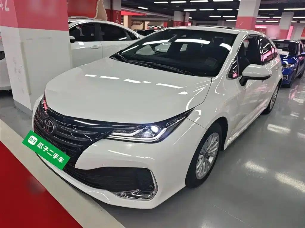 2021 Avalon 2.0L Premium Edition — миниатюра 1