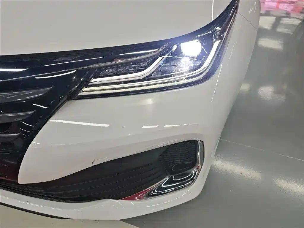 2021 Avalon 2.0L Premium Edition — миниатюра 18