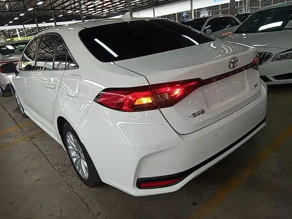 2021 Avalon 2.0L Luxury Edition — миниатюра 5