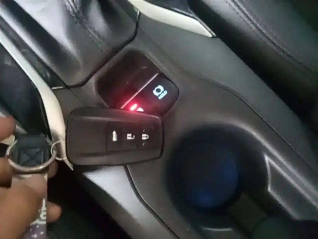 2021 Avalon 2.0L Luxury Edition — миниатюра 9
