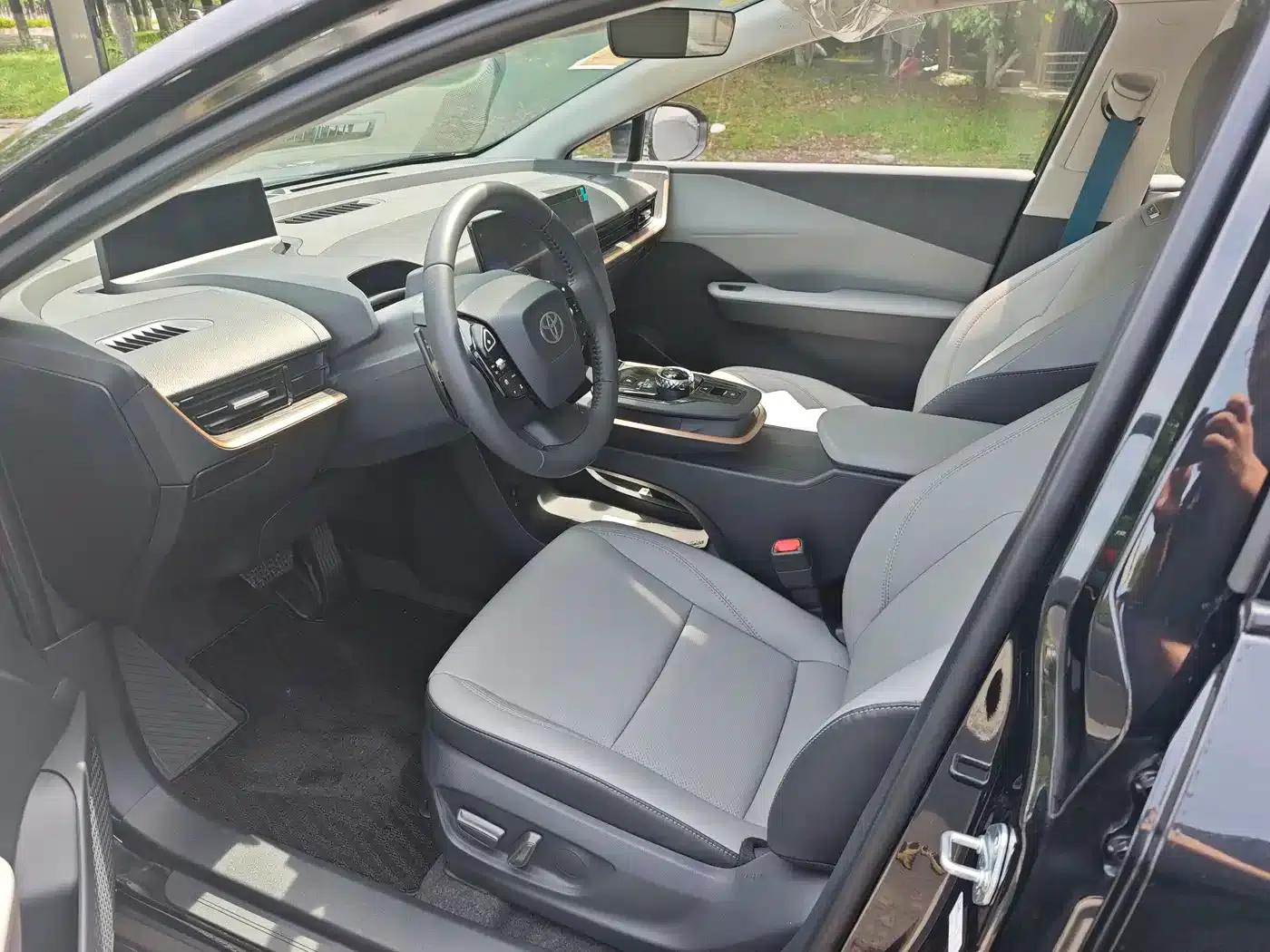 Toyota BZ3 2024 model, 616km long range Premium — миниатюра 4