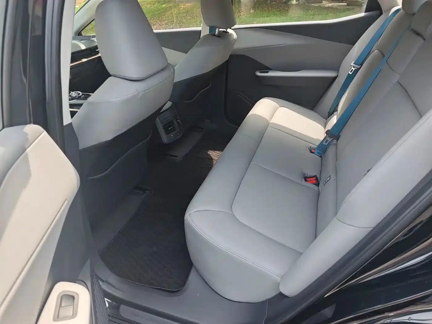 Toyota BZ3 2024 model, 616km long range Premium — миниатюра 5