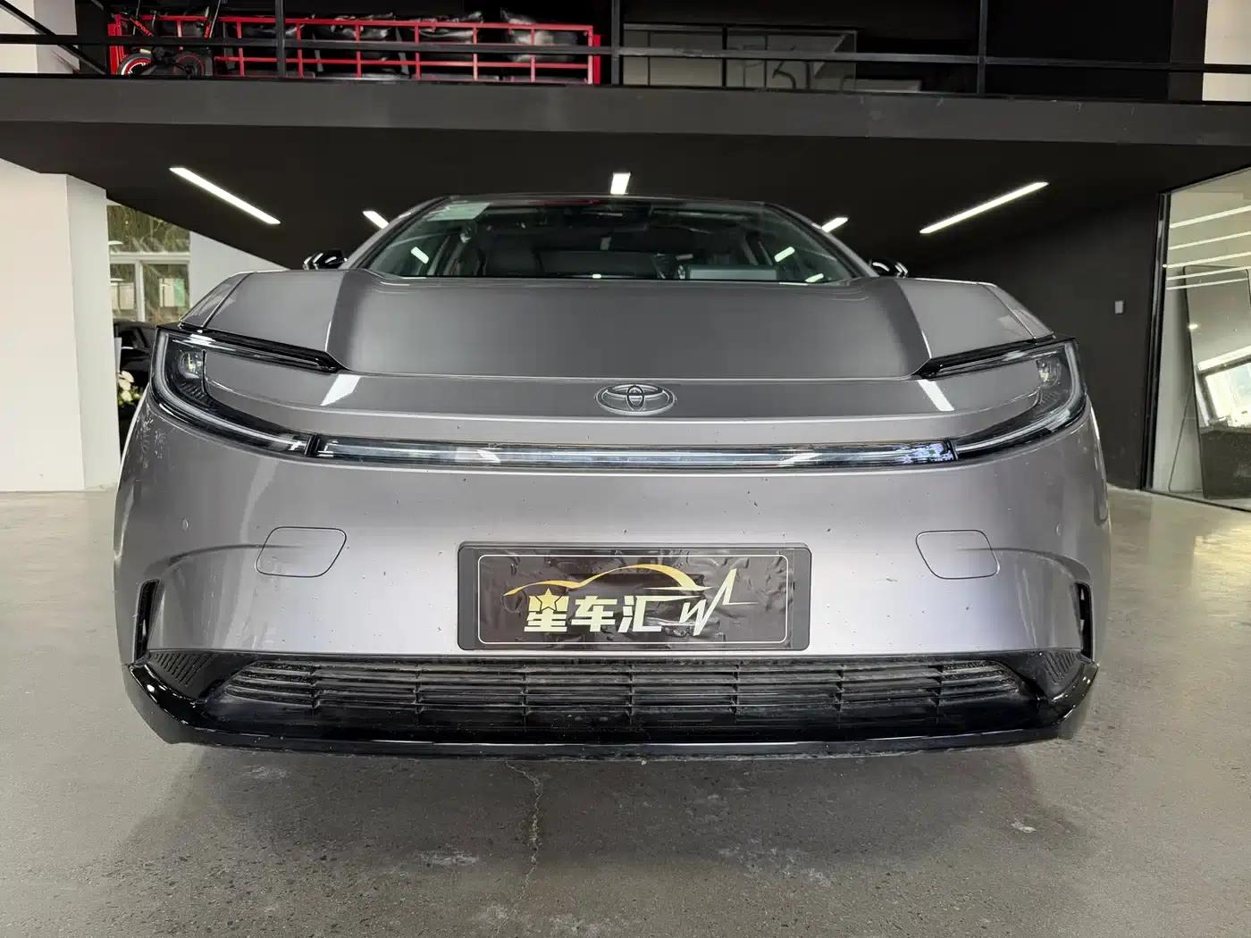 Toyota BZ5 2025 550 JOY — миниатюра 2