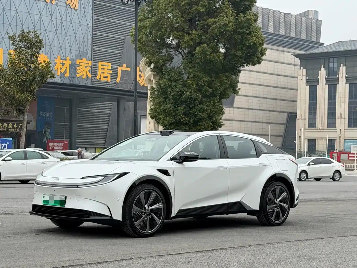 Toyota BZ5 2025 630 PRO Smart Edition — миниатюра 1