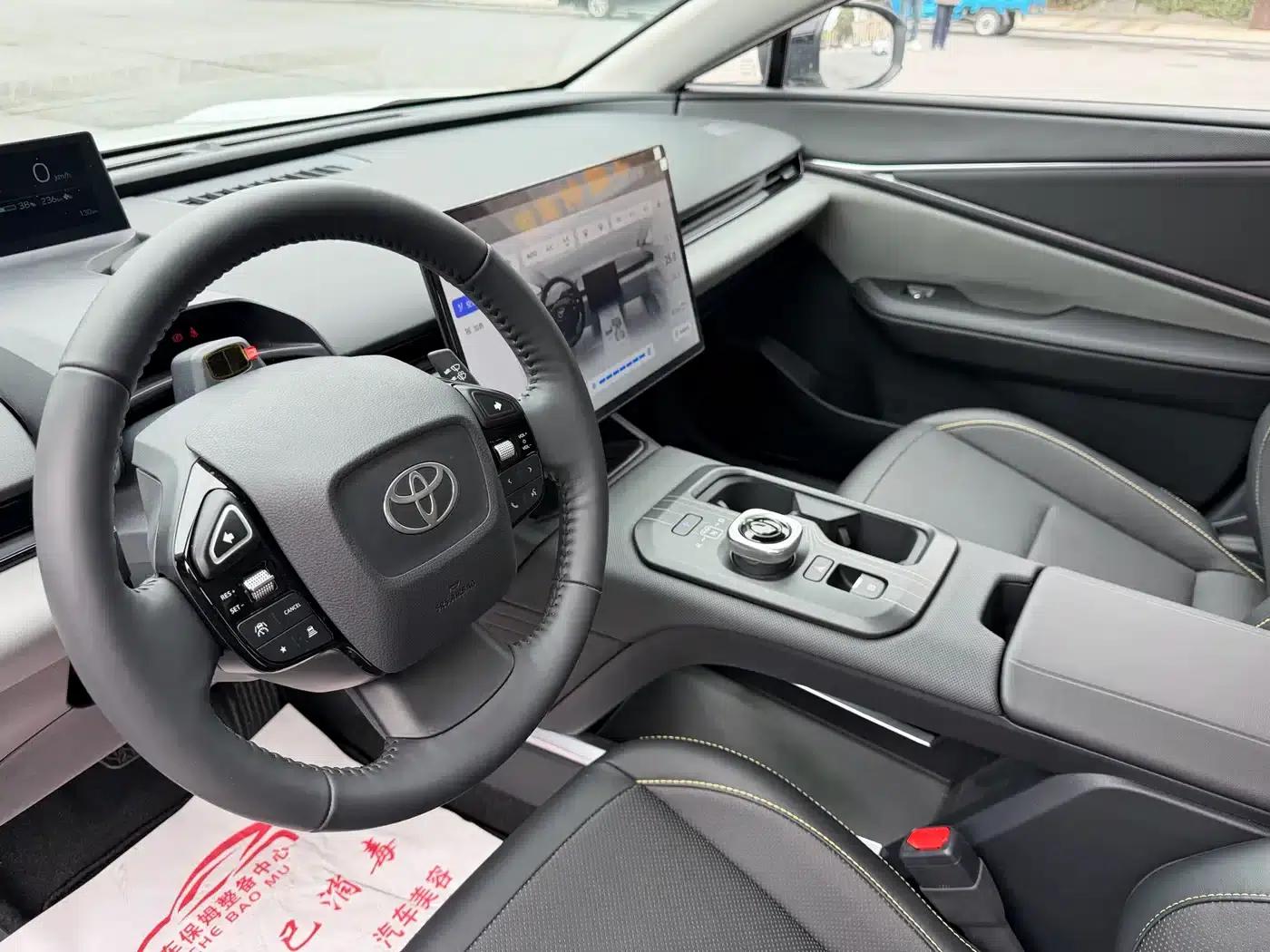 Toyota BZ5 2025 630 PRO Smart Edition — миниатюра 11