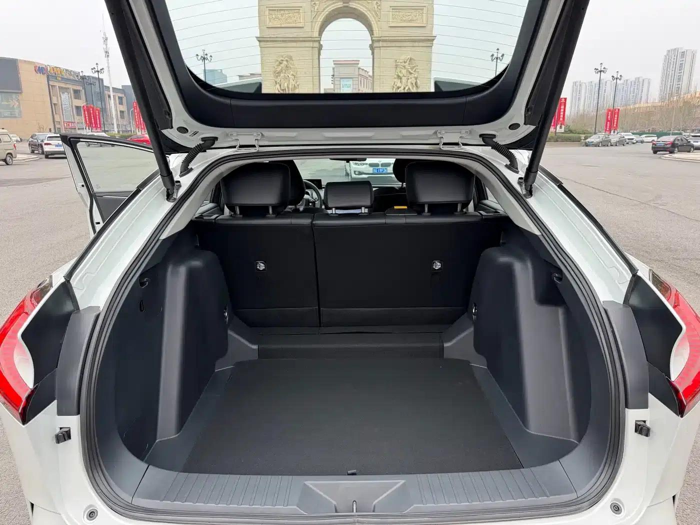 Toyota BZ5 2025 630 PRO Smart Edition — миниатюра 13