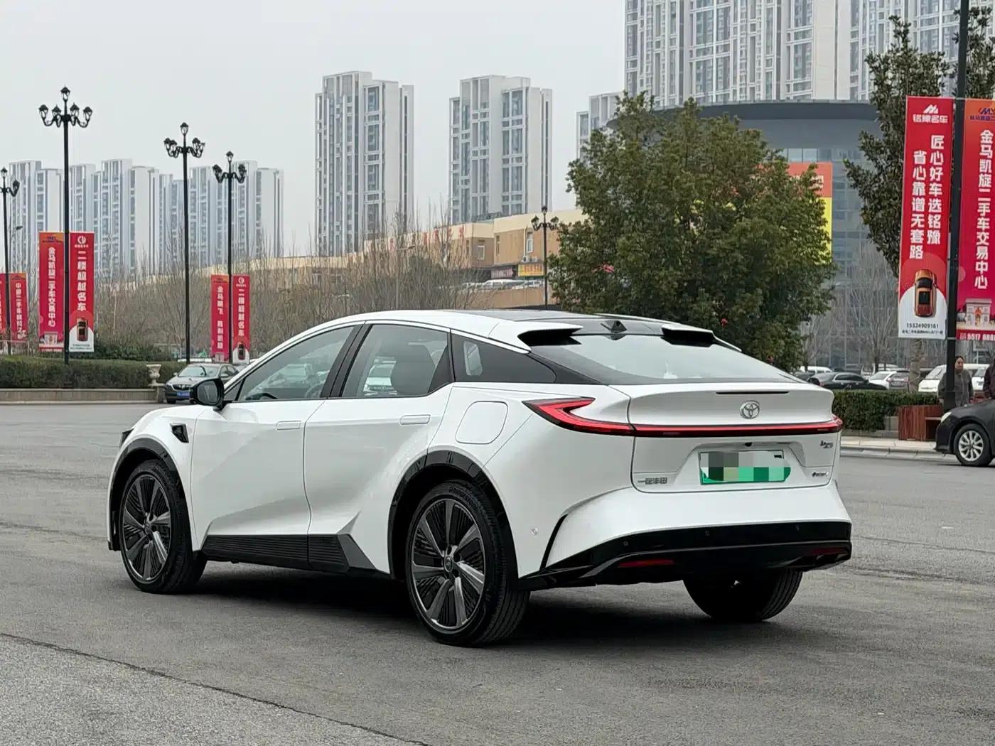 Toyota BZ5 2025 630 PRO Smart Edition — миниатюра 4