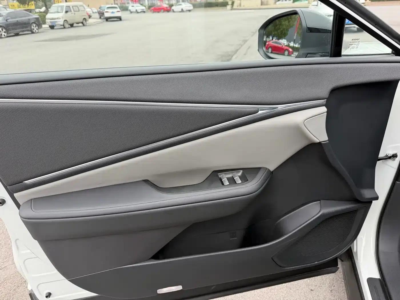 Toyota BZ5 2025 630 PRO Smart Edition — миниатюра 8