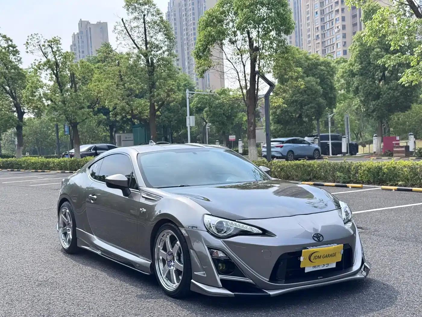 Toyota 86 2013 2.0L Automatic Luxury — миниатюра 12