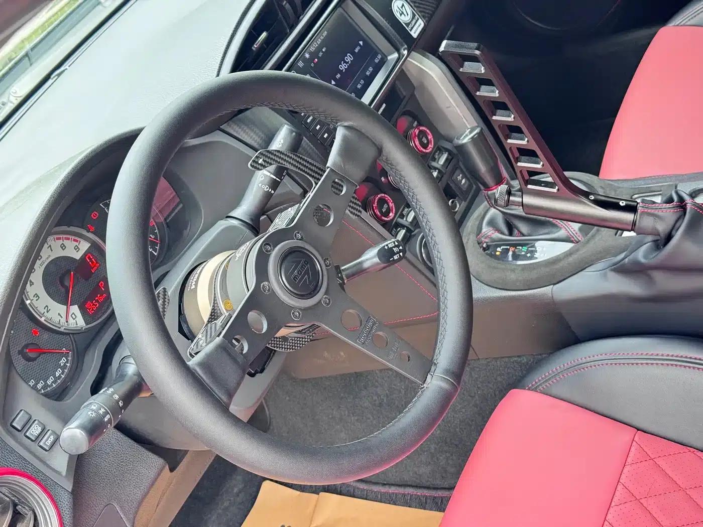 Toyota 86 2013 2.0L Automatic Luxury — миниатюра 15