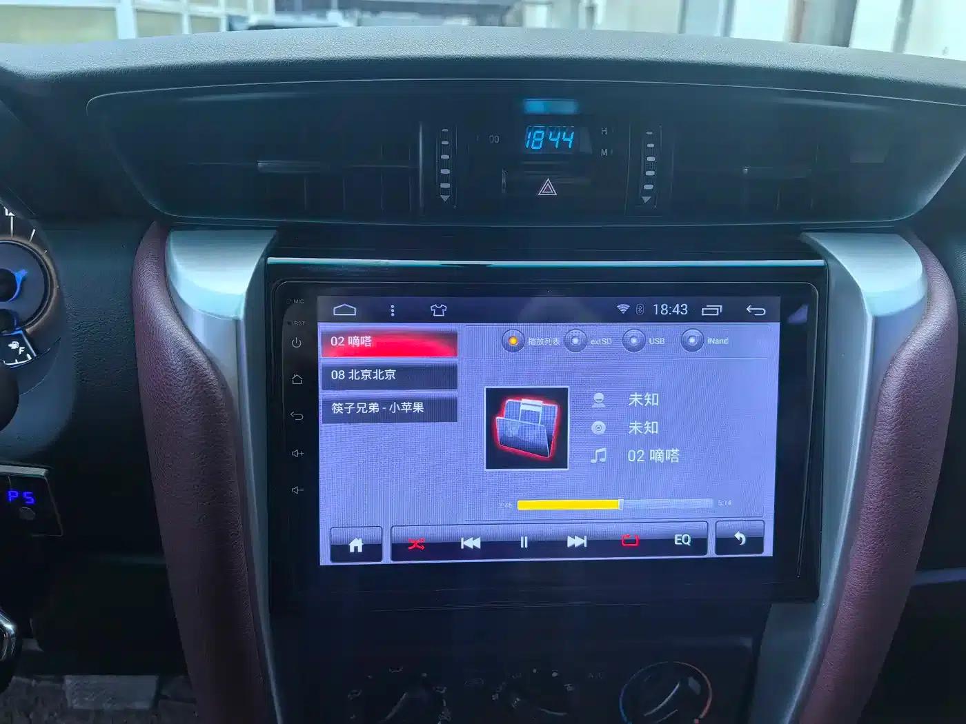 Fortuner 2016 2.7L Middle East Edition — миниатюра 11