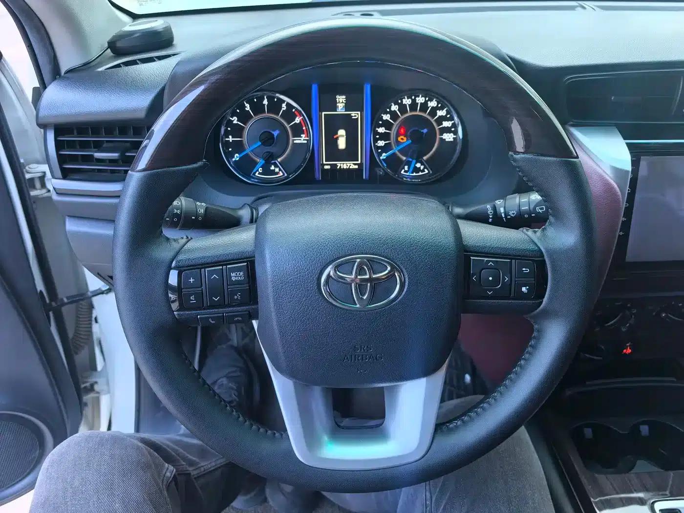 Fortuner 2016 2.7L Middle East Edition — миниатюра 8