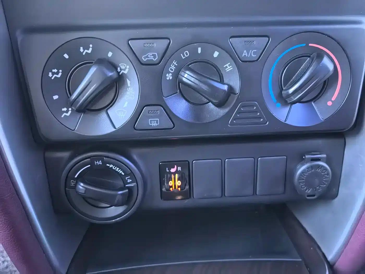 Fortuner 2016 2.7L Middle East Edition — миниатюра 10