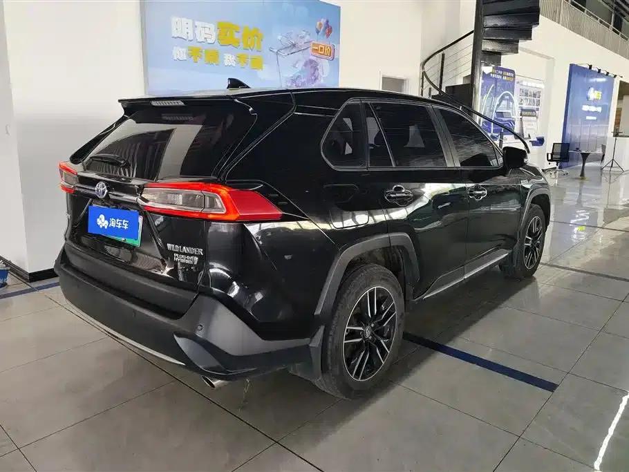 Highlander New Energy 2021 High-Performance Edition 2.5L Two-Wheel Drive Sport Edition — миниатюра 3