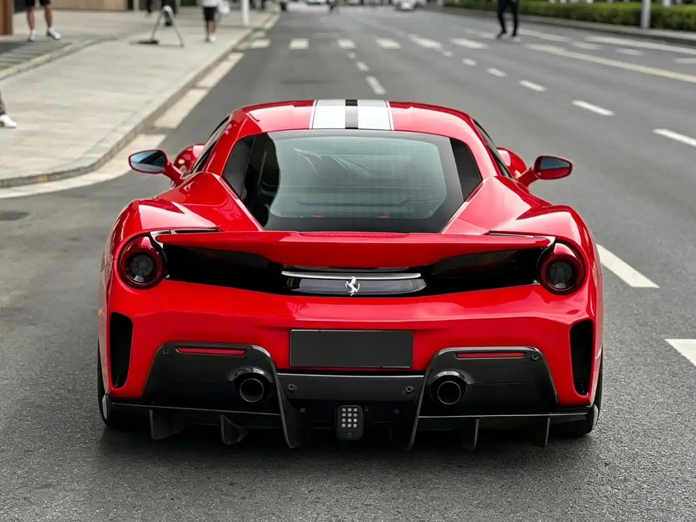 2015 Ferrari 488 GTB — миниатюра 3