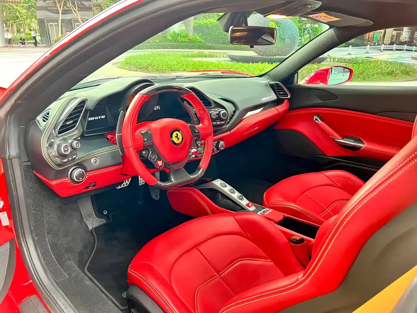 2015 Ferrari 488 GTB — миниатюра 5