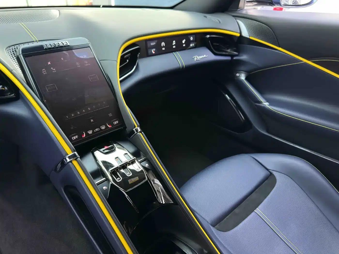 Roma 2020 3.9T V8 — миниатюра 27