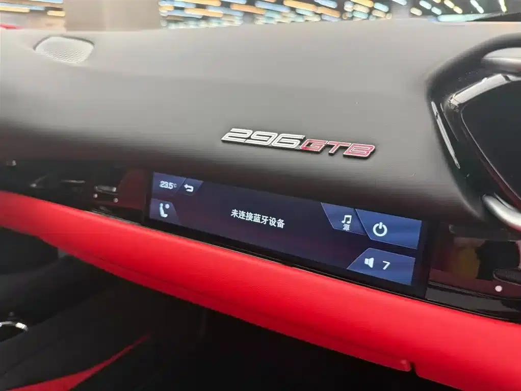 Ferrari 296 2021 3.0T V6 GTB — миниатюра 10