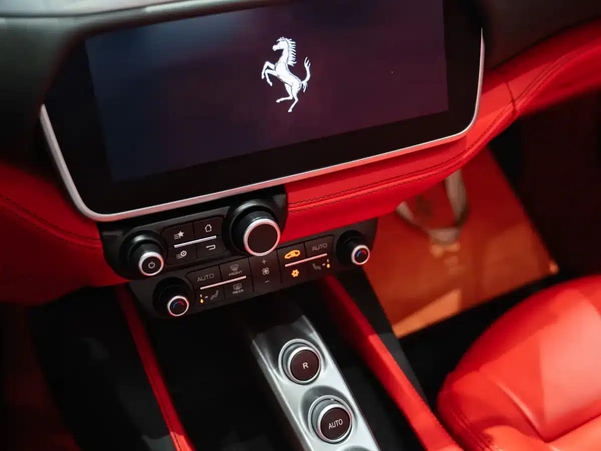 2018 Portofino 3.9T — миниатюра 24