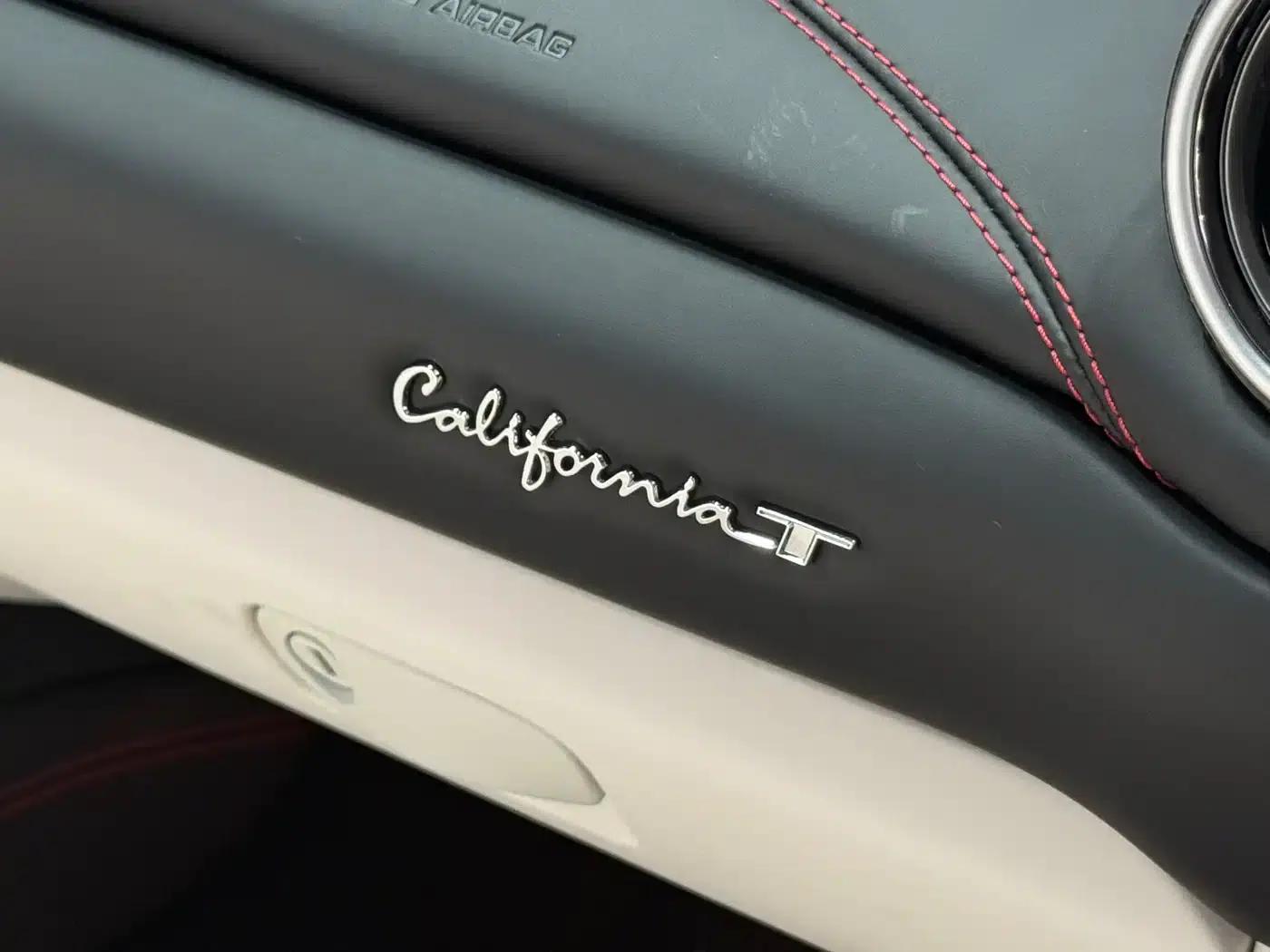 California T 2015 3.9T Standard Model — миниатюра 23