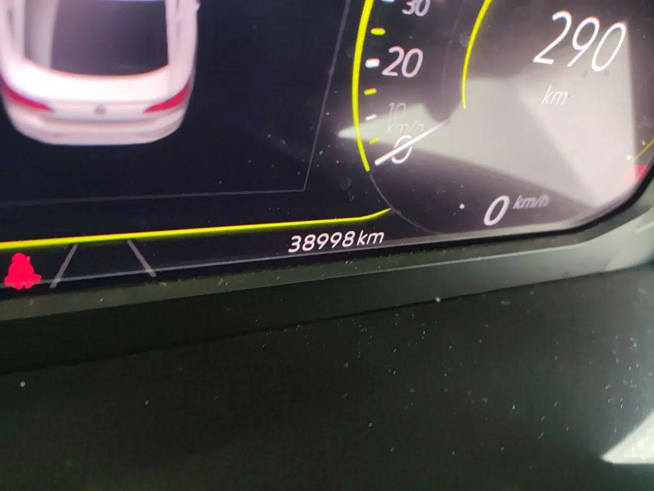 Volkswagen FAW-Volkswagen CC 2021 380TSI Striking Edition — миниатюра 13