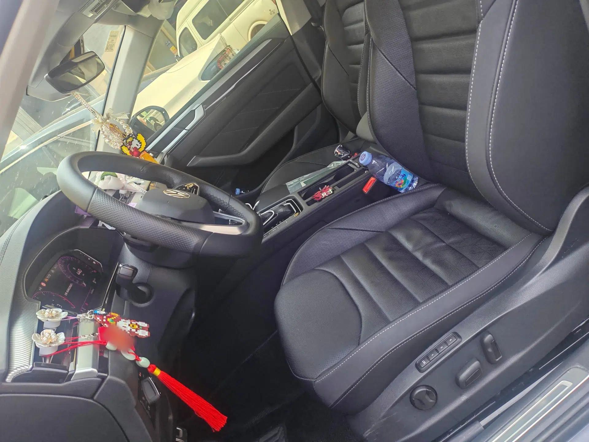 Volkswagen FAW-Volkswagen CC 2023 380TSI Striking Edition — миниатюра 16