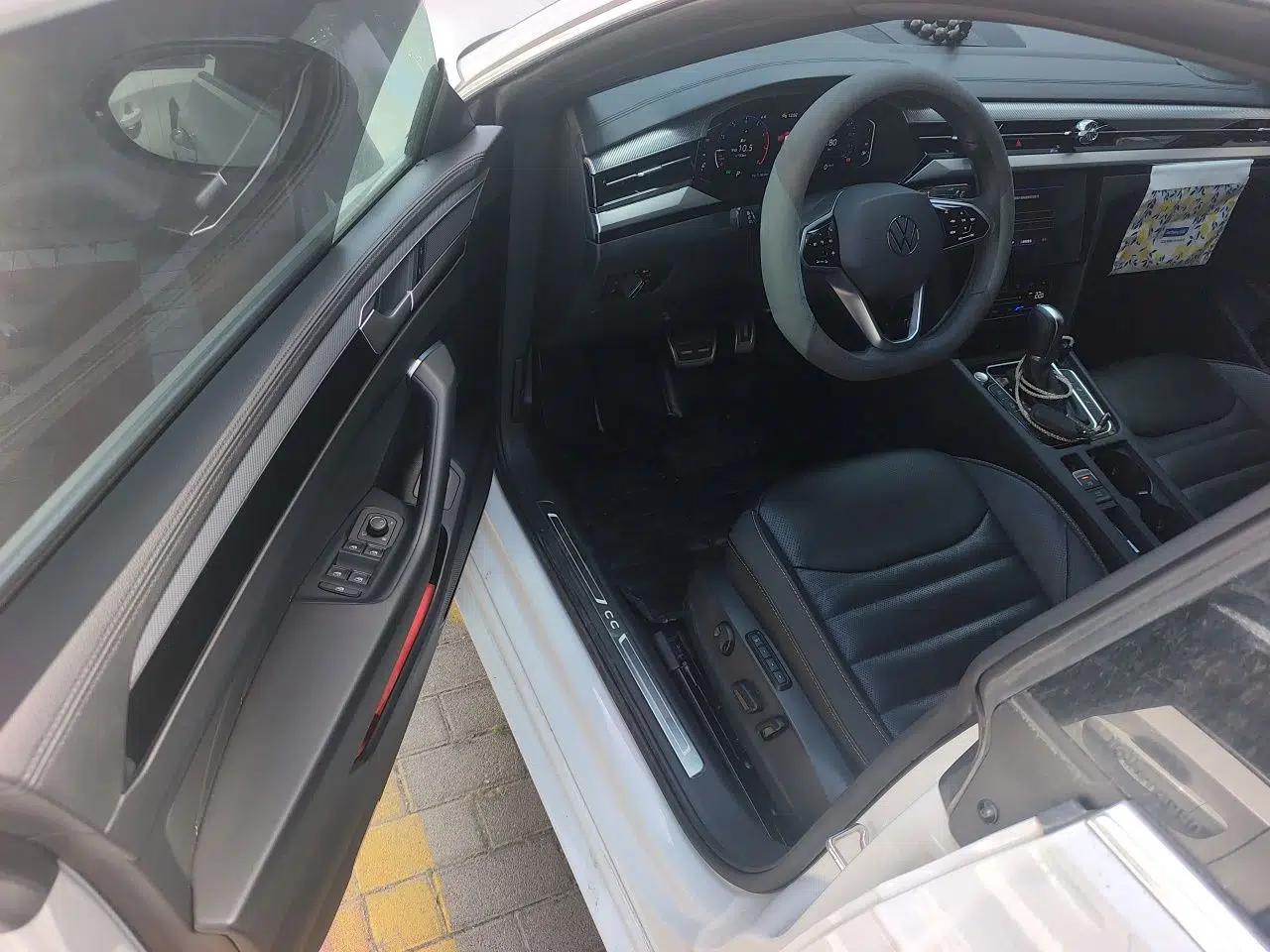 Volkswagen FAW-Volkswagen CC 2021 380TSI Striking Edition — миниатюра 17