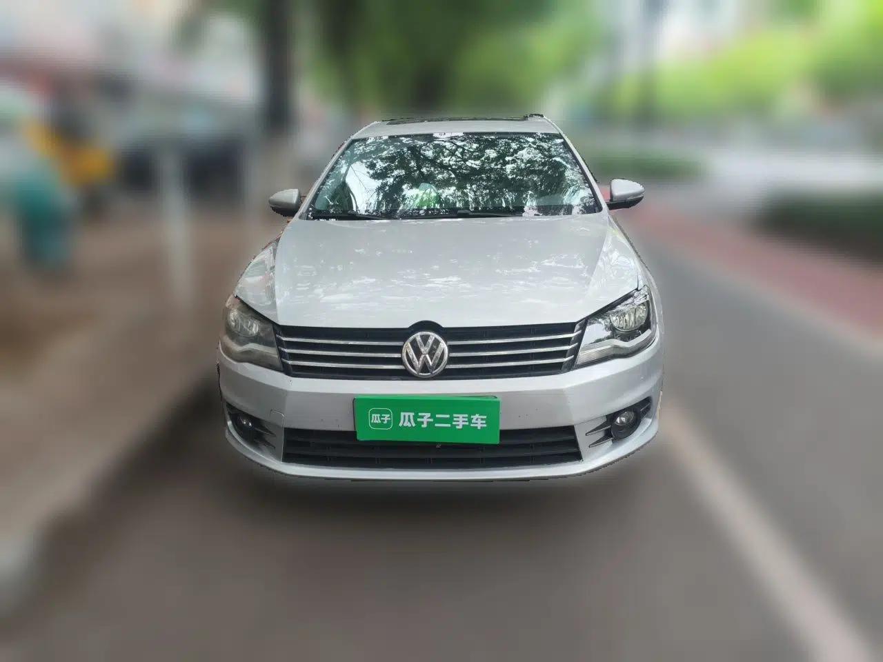 Volkswagen Bora 2013 1.6L Automatic Comfort Model — миниатюра 2