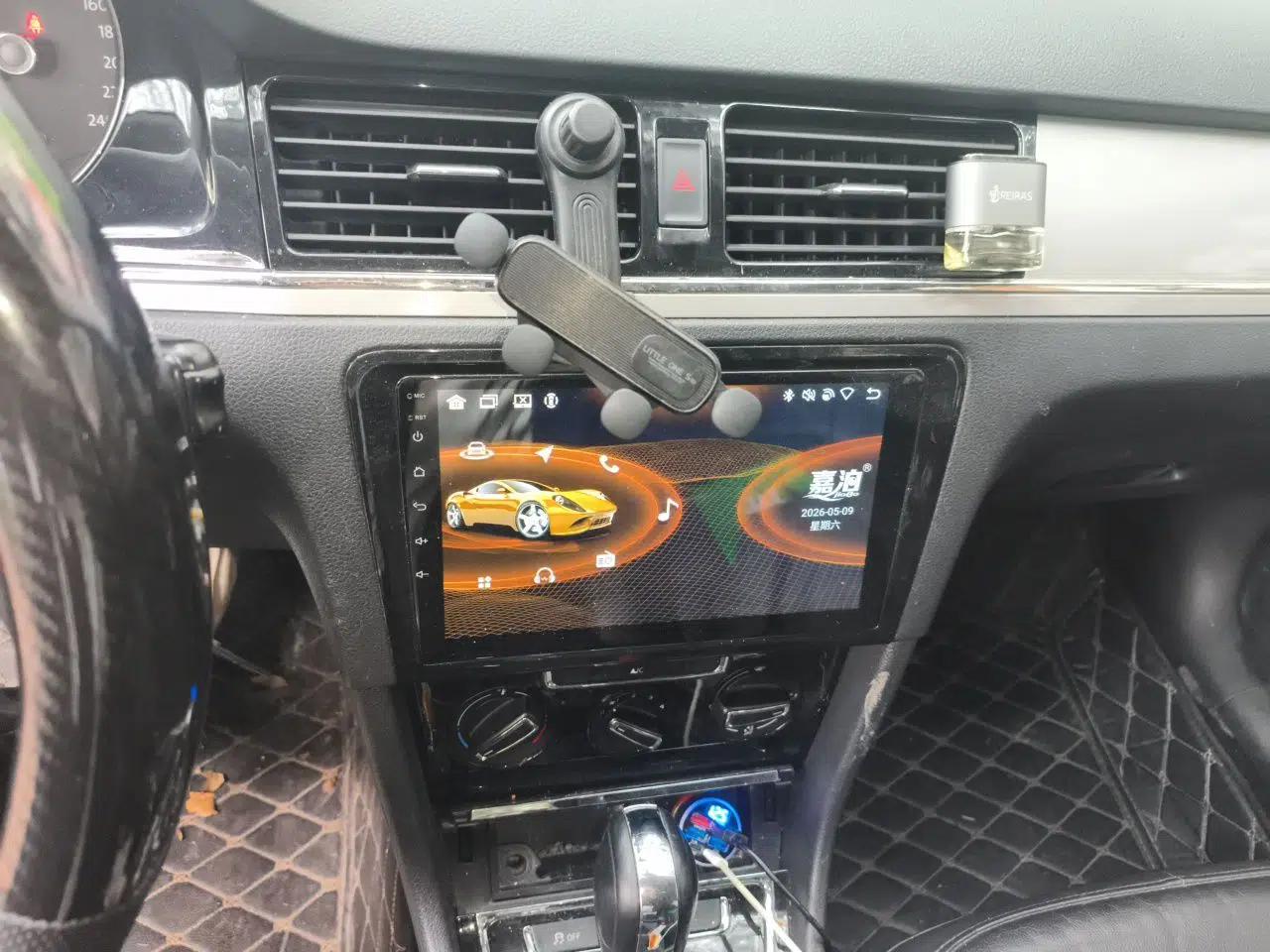 Volkswagen Bora 2013 1.6L Automatic Comfort Model — миниатюра 14
