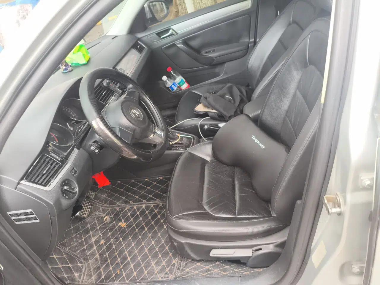 Volkswagen Bora 2013 1.6L Automatic Comfort Model — миниатюра 16