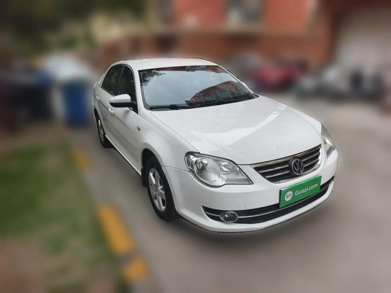 Volkswagen Bora 2012 1.6L Automatic Fashion Edition — миниатюра 3