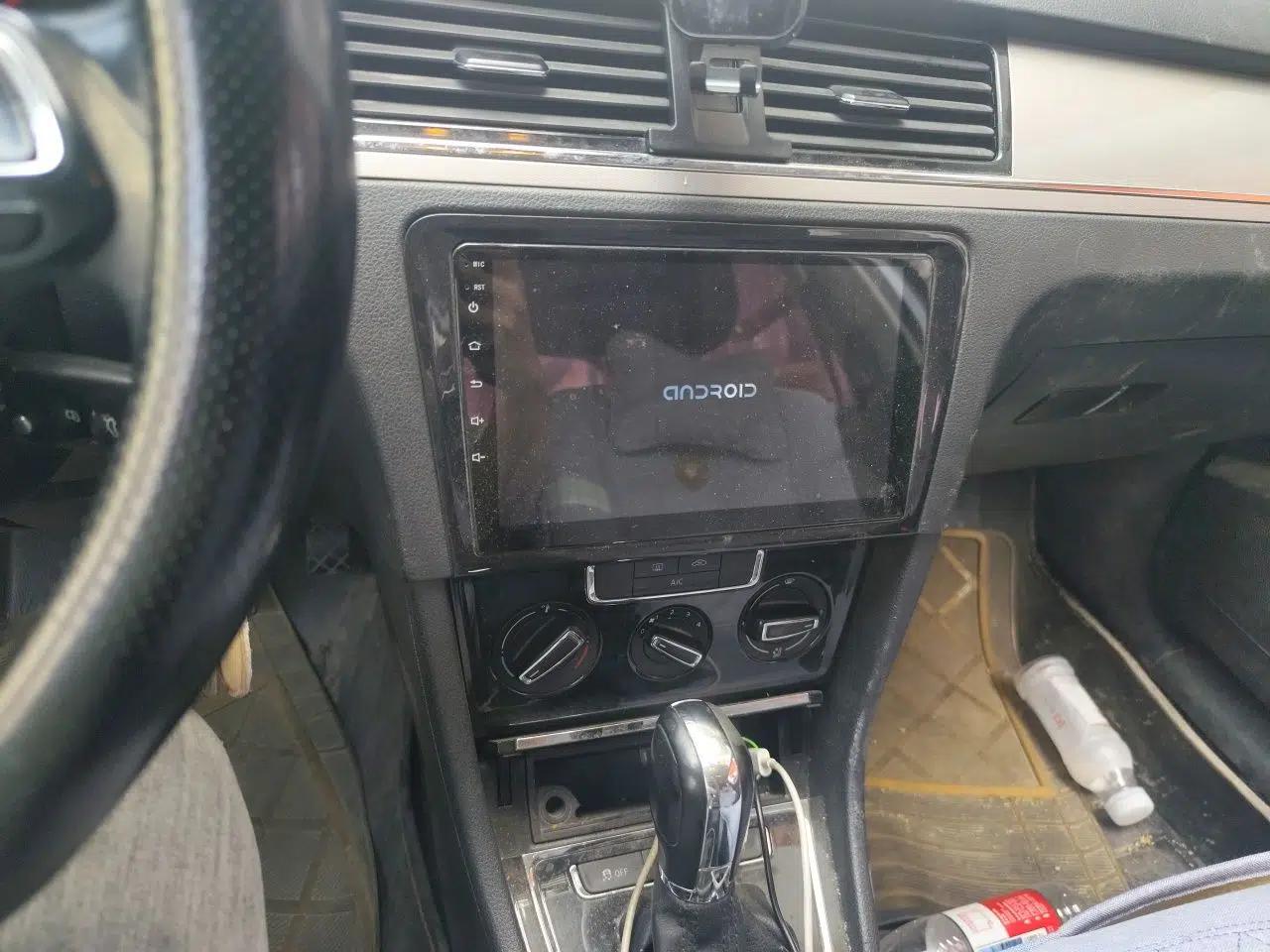 Volkswagen Bora 2015 Value Edition 1.6L Automatic Comfort Version — миниатюра 14