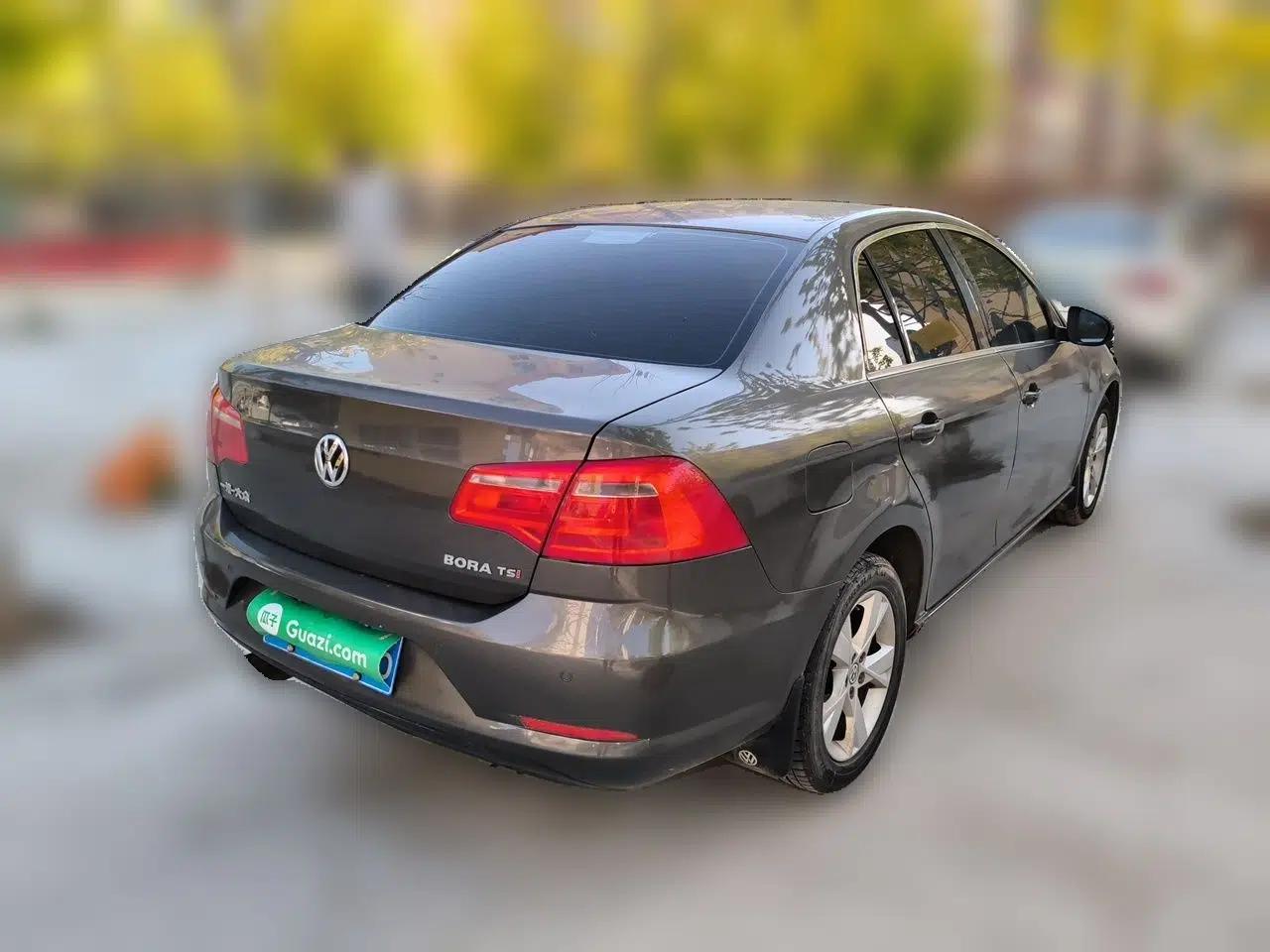 Volkswagen Bora 2013 1.4T Automatic Comfort Model — миниатюра 6