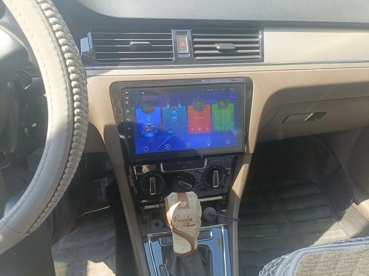 Volkswagen Bora 2013 1.6L Automatic Comfort Model — миниатюра 14