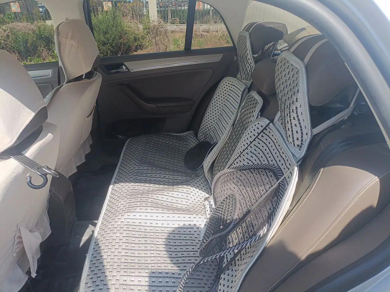 Volkswagen Bora 2013 1.6L Automatic Comfort Model — миниатюра 18