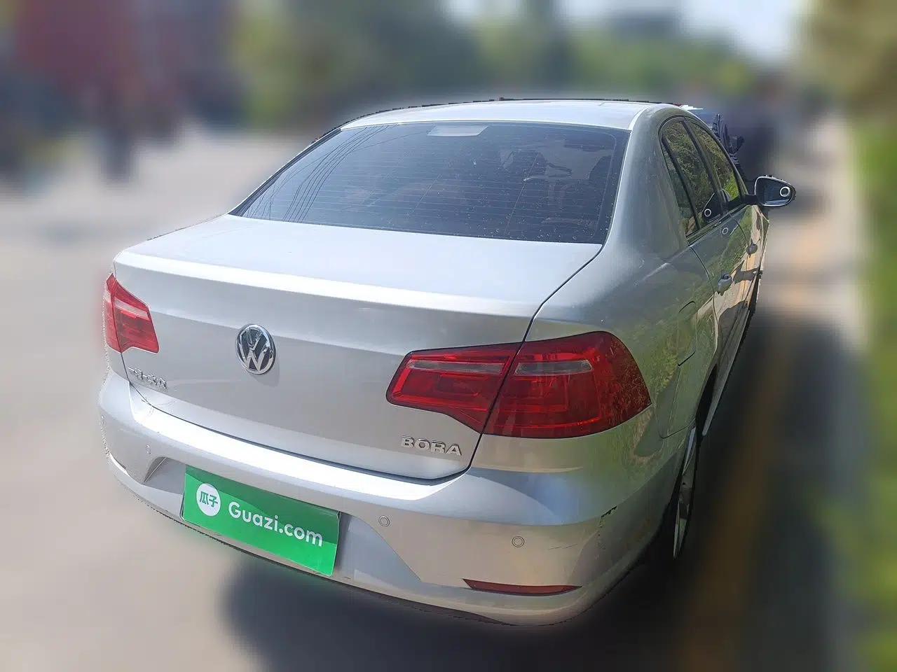 Volkswagen Bora 2013 1.6L Automatic Comfort Model — миниатюра 6