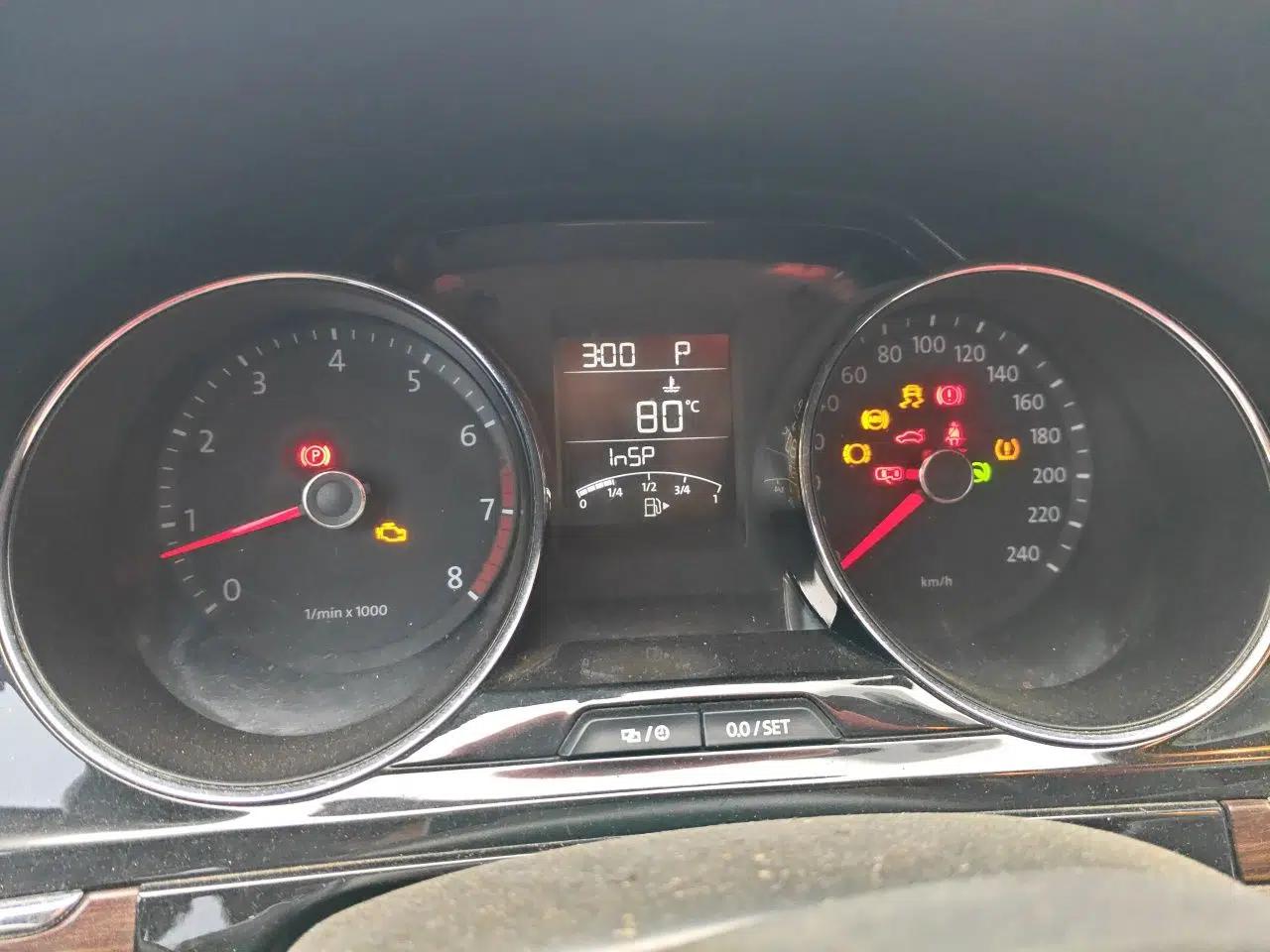Volkswagen Bora 2013 1.4T Automatic Luxury Model — миниатюра 12