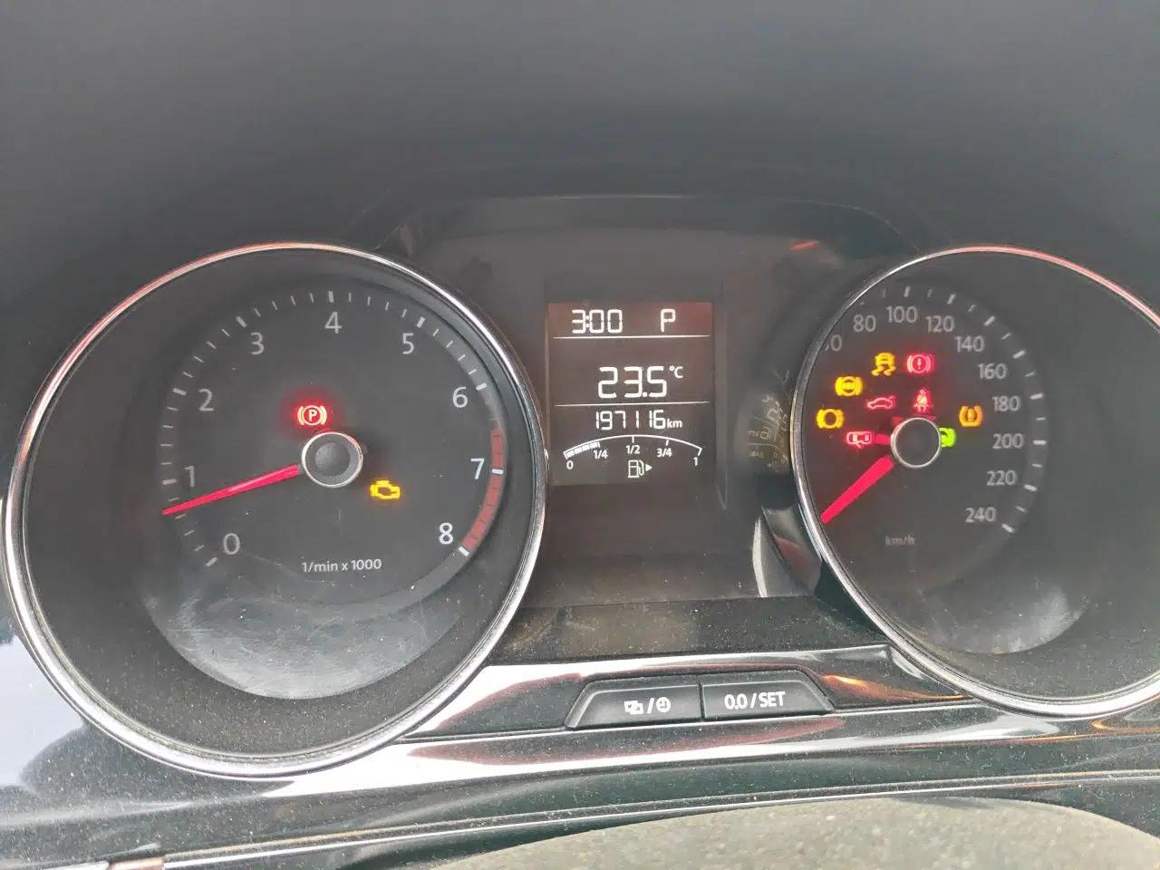 Volkswagen Bora 2013 1.4T Automatic Luxury Model — миниатюра 13
